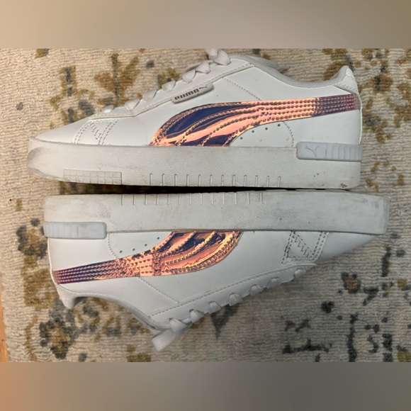 Puma Jada Halo Big Kids white platform sneakers size 4 Holographic - Picture 1 of 7